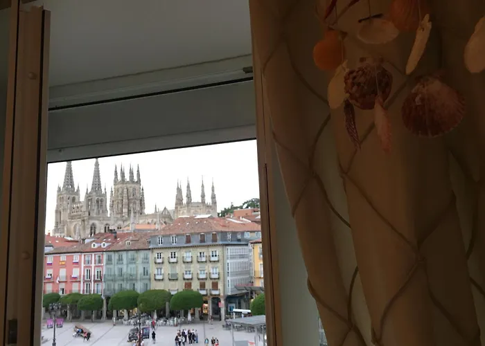 Vut - Mirador De La Catedral Burgo