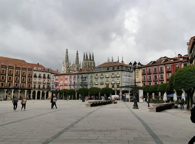 Apartman Vut - Mirador De La Catedral Burgo