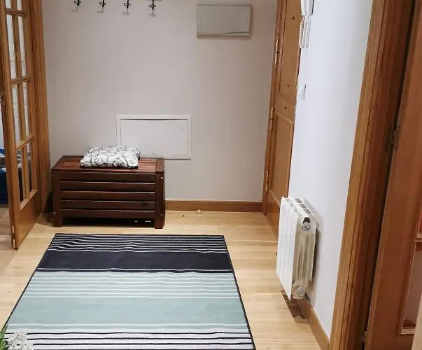 Vut - Mirador De La Catedral Burgo